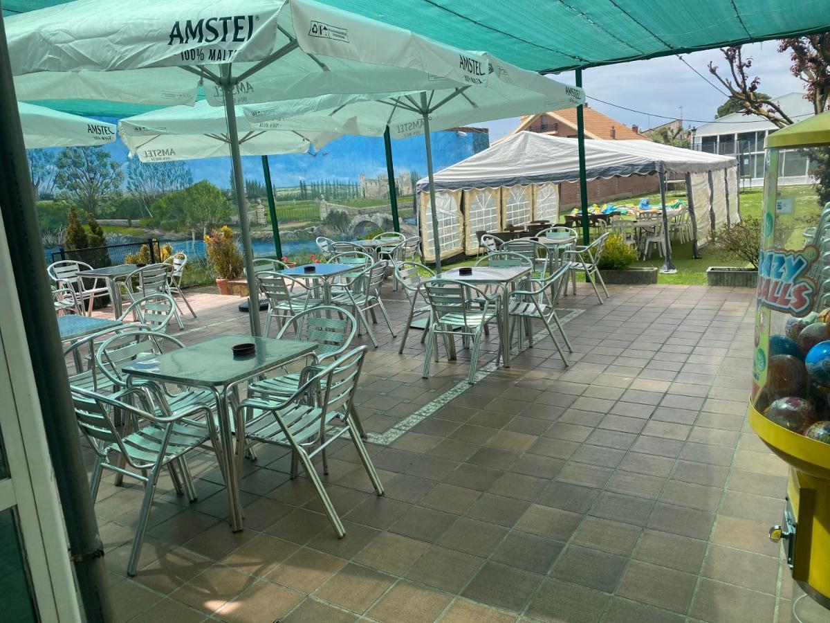Hostal Restaurante Rio Ubierna Quintanilla-Vivar エクステリア 写真