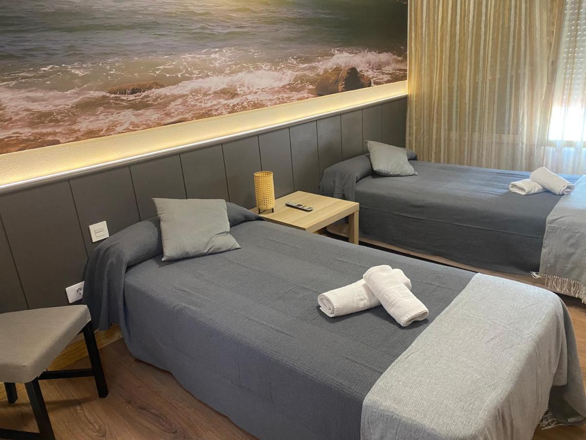 Hostal Restaurante Rio Ubierna Quintanilla-Vivar エクステリア 写真